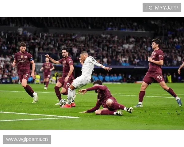 战术理念与危机并存，曼城的核心难题背后，争冠定位正在动摇！